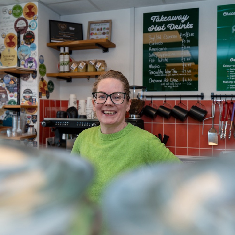 Aileen Wright, Must Be Crackers owner